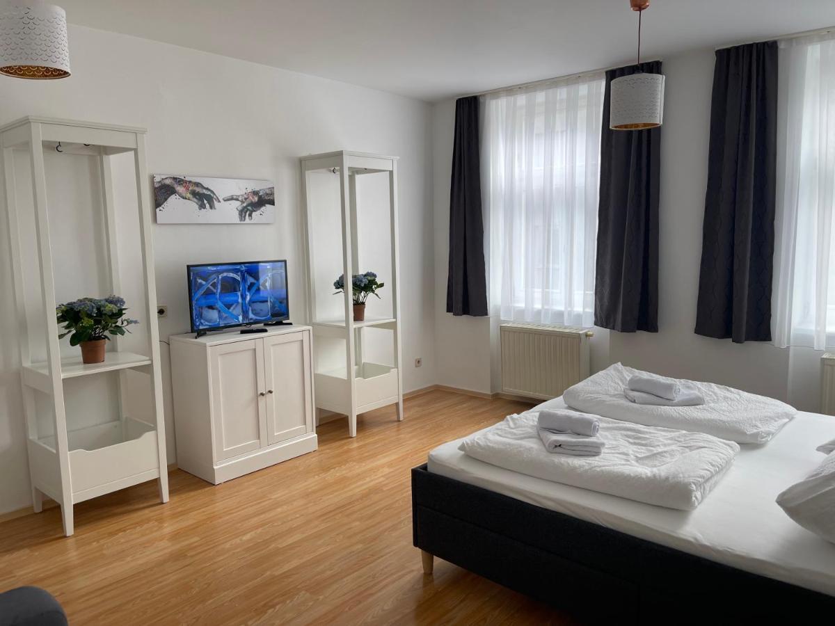 Peaceful Apartment For 4 Viena Exterior foto